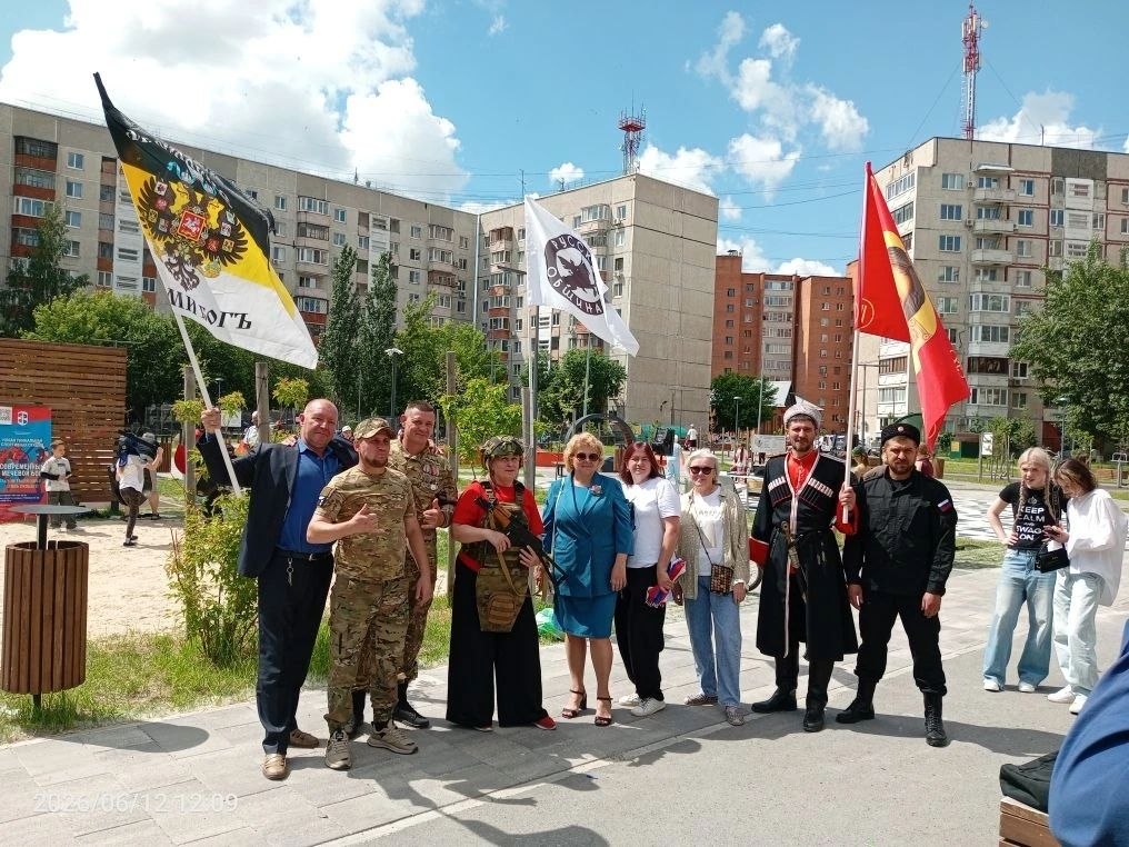 12 июня в Сквере добровольцев состоялся семейный фестиваль